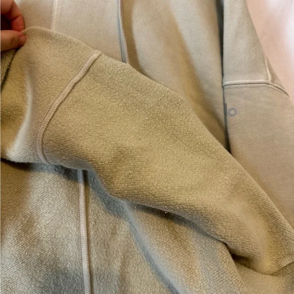 NWT Alo Washed Edge Hoodie in Light Green - Size Medium - Picture 6 of 7